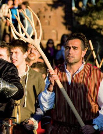 Fiestas del Escudo in Cieza: La Invasión