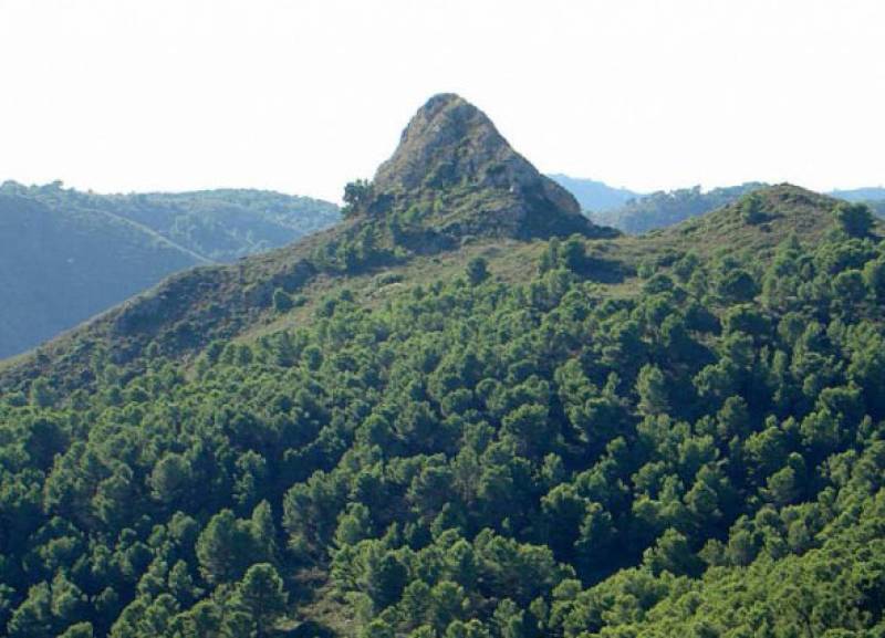 October 24 Free guided night hike up to the Talayón in the mountains of Águilas