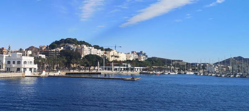 Murcia's Mediterranean waters hit 27°C as scientists warn of another scorching summer at sea