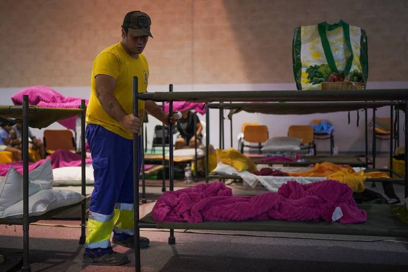 Spain's wildfire crisis continues as another heatwave threatens to fuel the flames