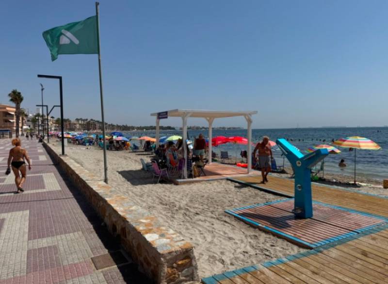 Playa del Espejo in Los Alcázares recognized as a highly equipped accessible beach